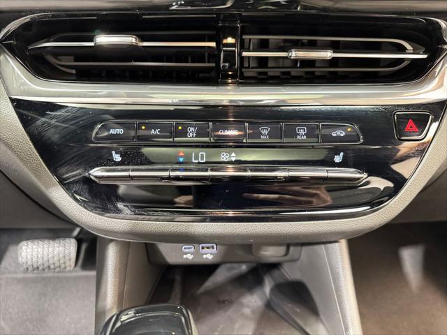 new 2025 Buick Envista car