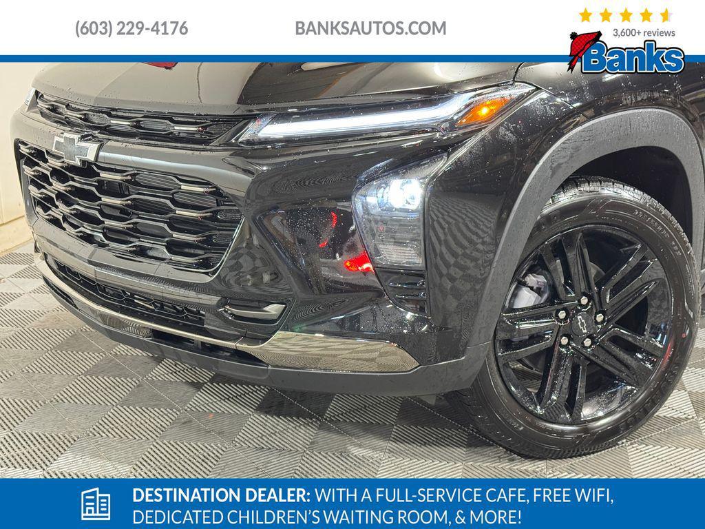 new 2025 Chevrolet Trax car, priced at $26,242