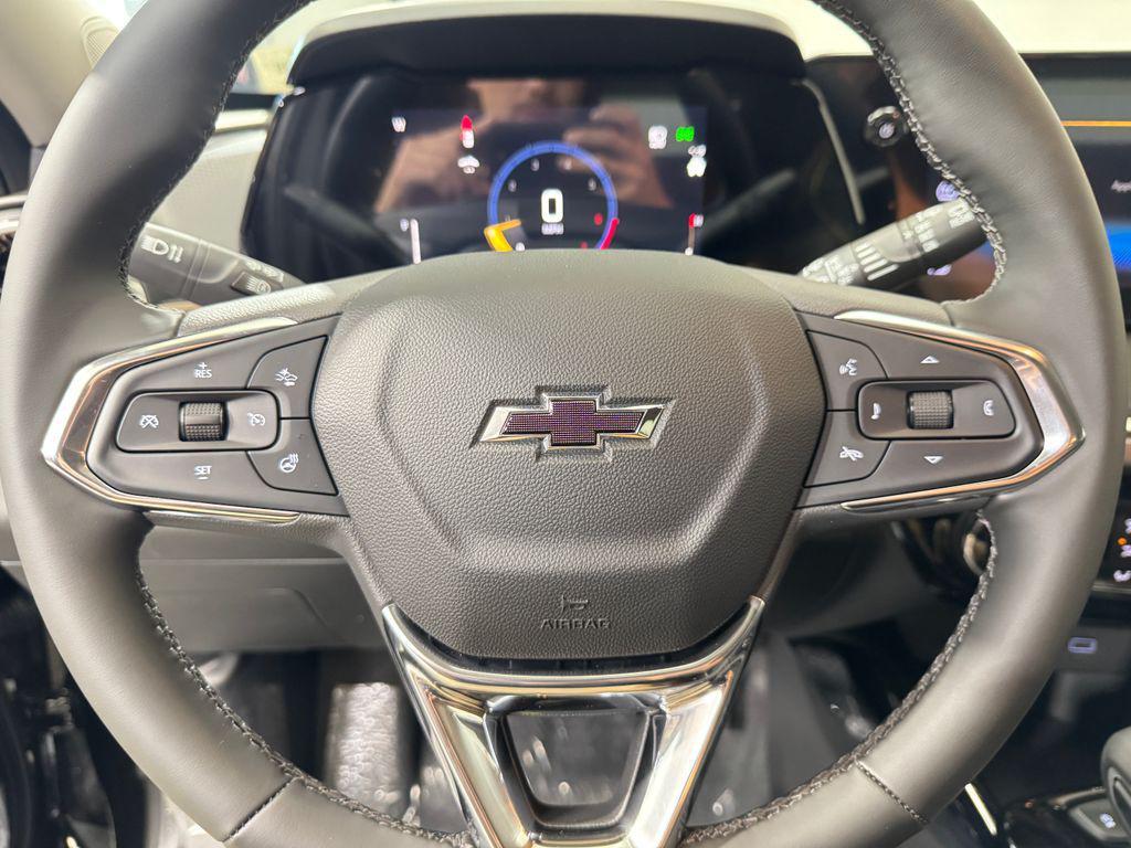 new 2025 Chevrolet Trax car, priced at $26,242