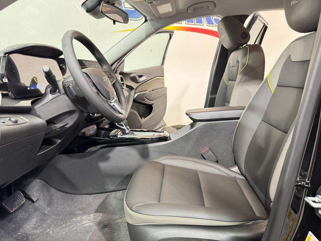new 2025 Chevrolet Trax car, priced at $26,242