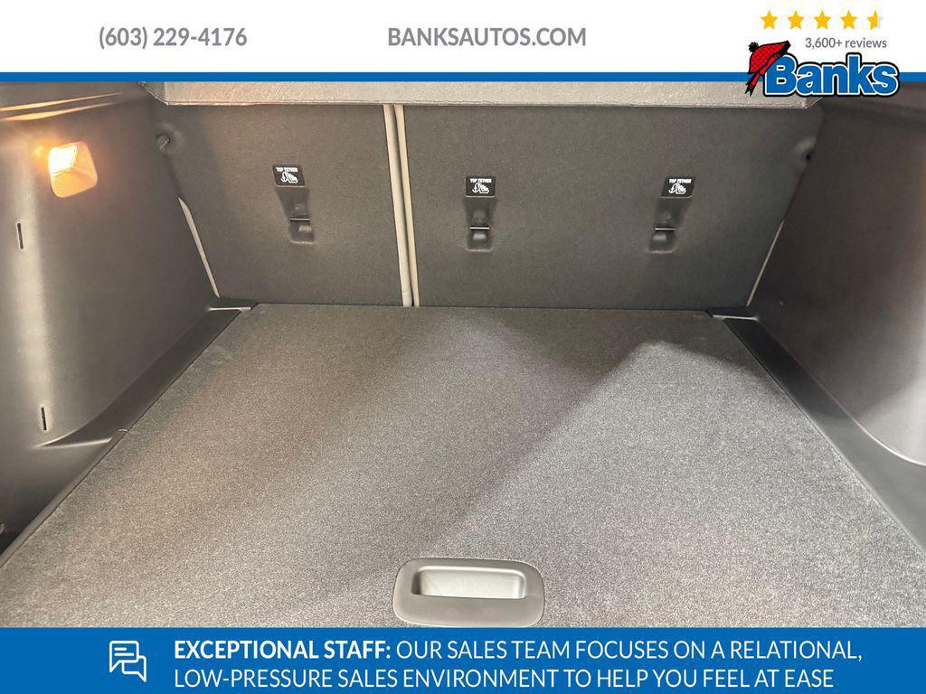 new 2025 Chevrolet Trax car, priced at $26,242