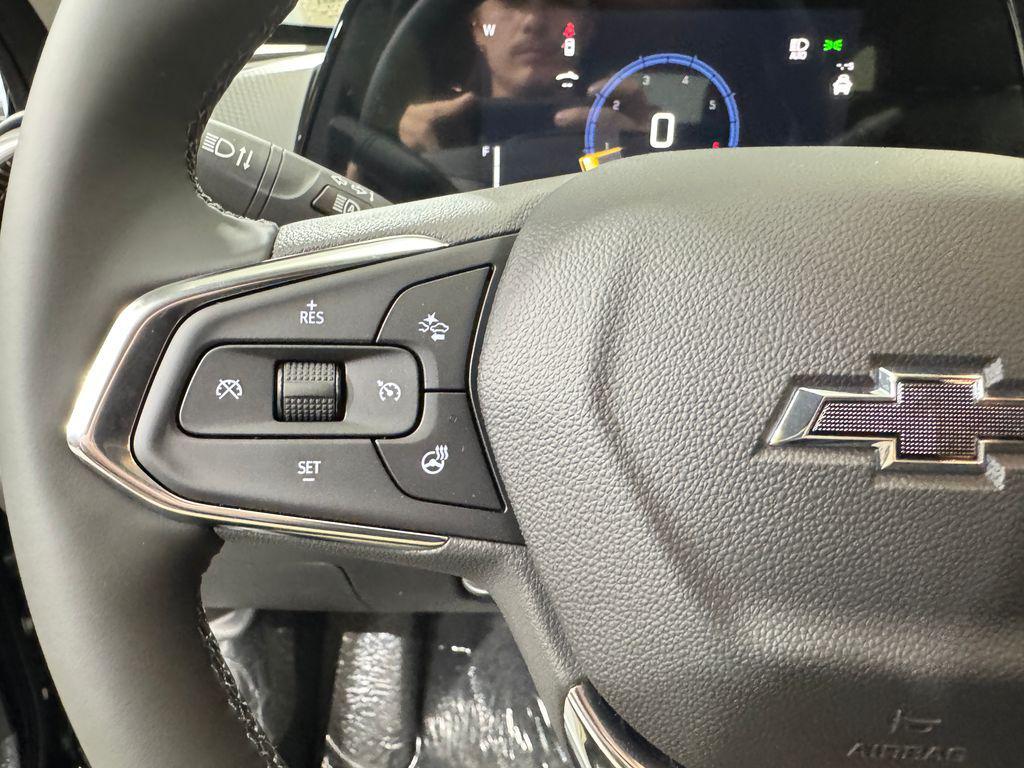 new 2025 Chevrolet Trax car, priced at $26,242