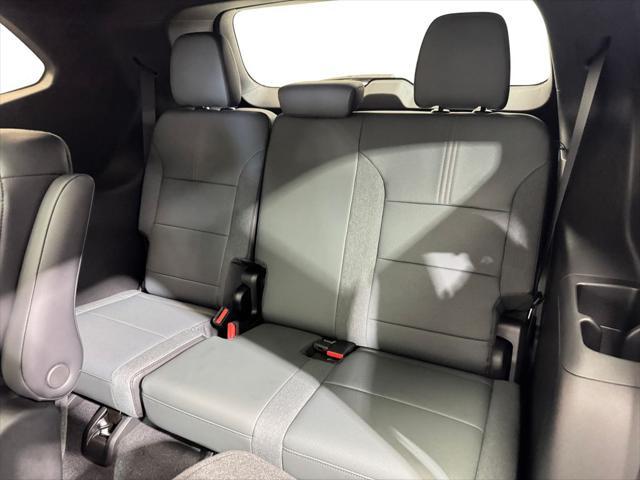 new 2025 GMC Acadia car, priced at $56,040