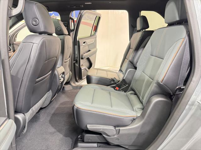 new 2025 GMC Acadia car, priced at $56,040
