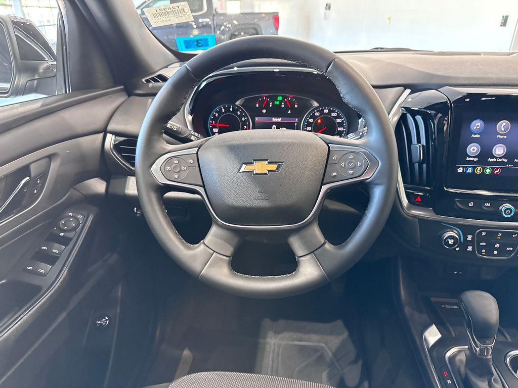 used 2023 Chevrolet Traverse car, priced at $32,987