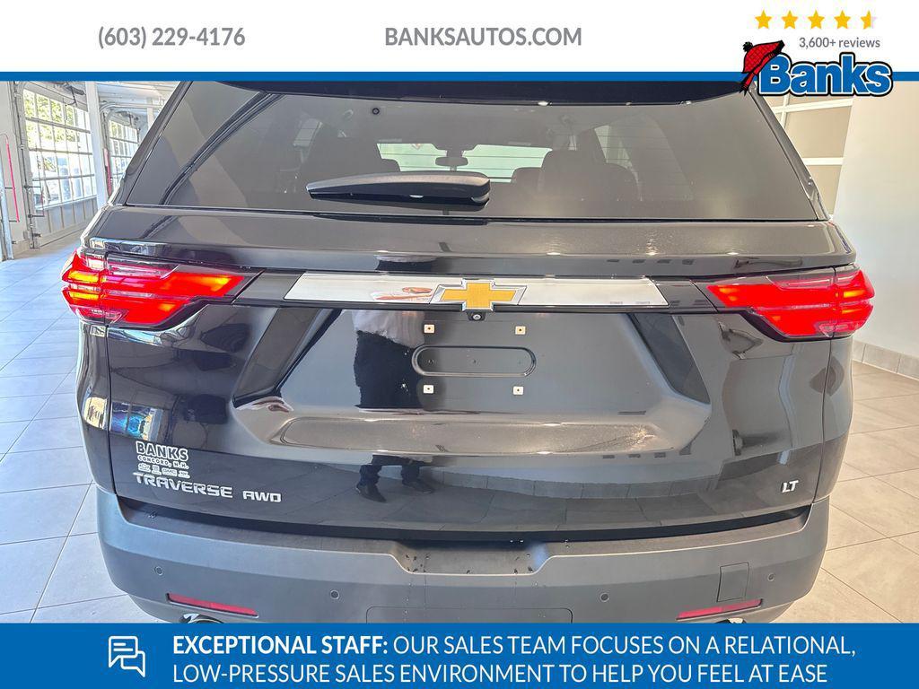 used 2023 Chevrolet Traverse car, priced at $32,987