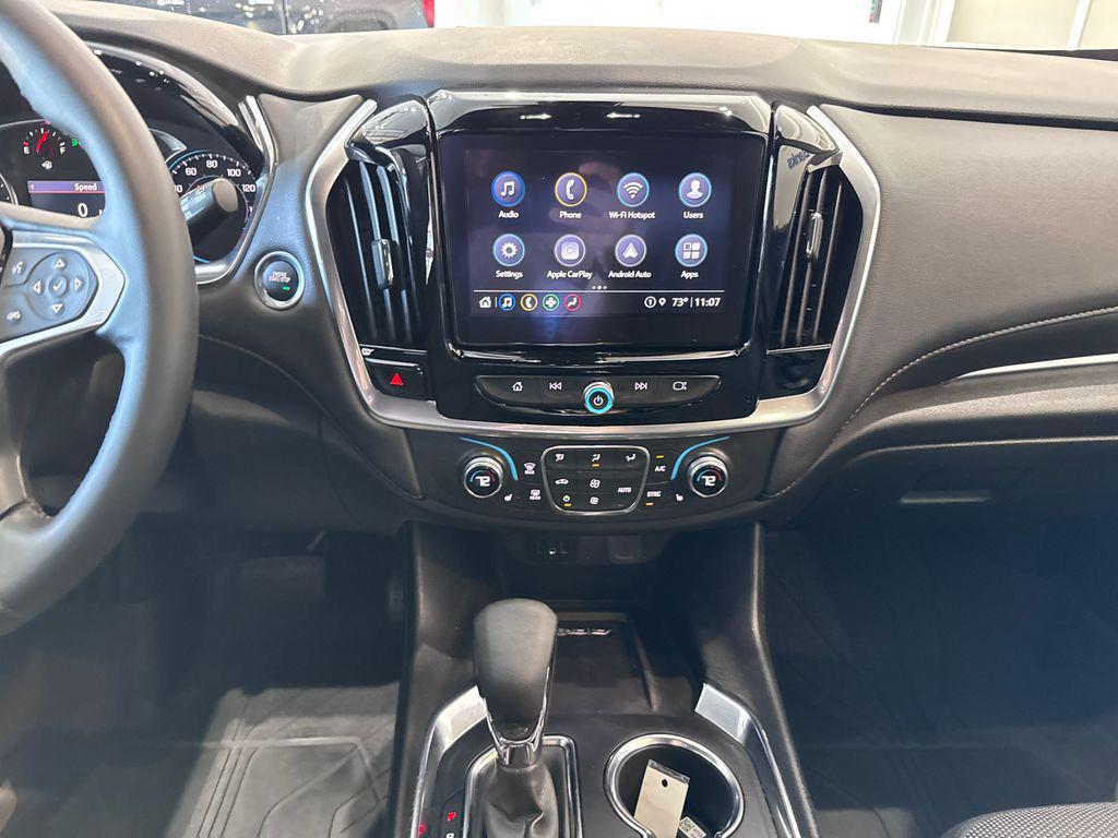 used 2023 Chevrolet Traverse car, priced at $32,987