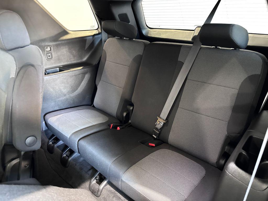 used 2023 Chevrolet Traverse car, priced at $32,987