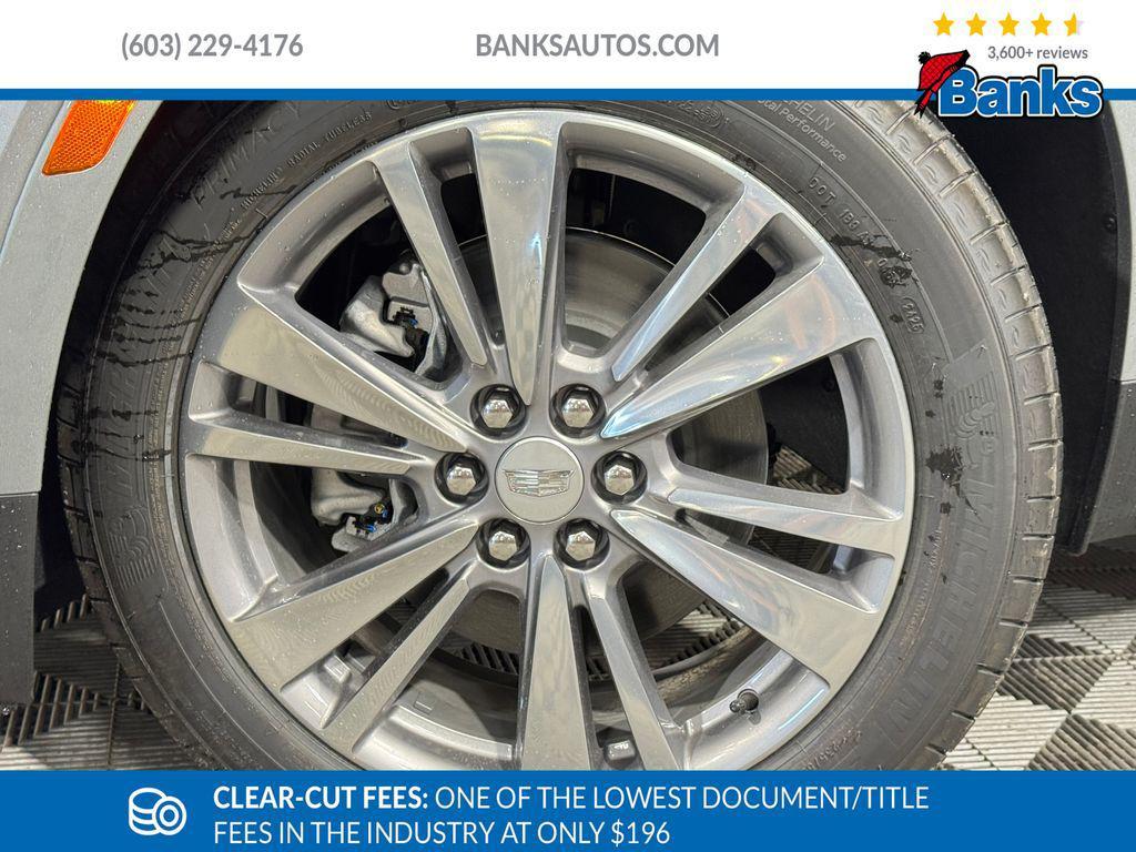 new 2025 Cadillac XT5 car, priced at $57,865