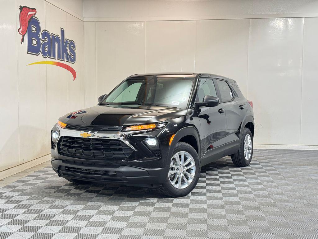 new 2026 Chevrolet TrailBlazer car, priced at $27,004