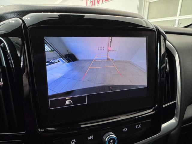 used 2023 Chevrolet Traverse car, priced at $34,487