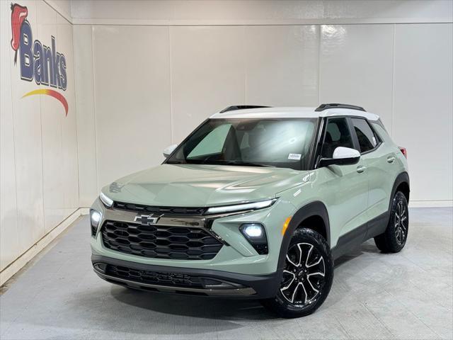 new 2025 Chevrolet TrailBlazer car, priced at $32,690