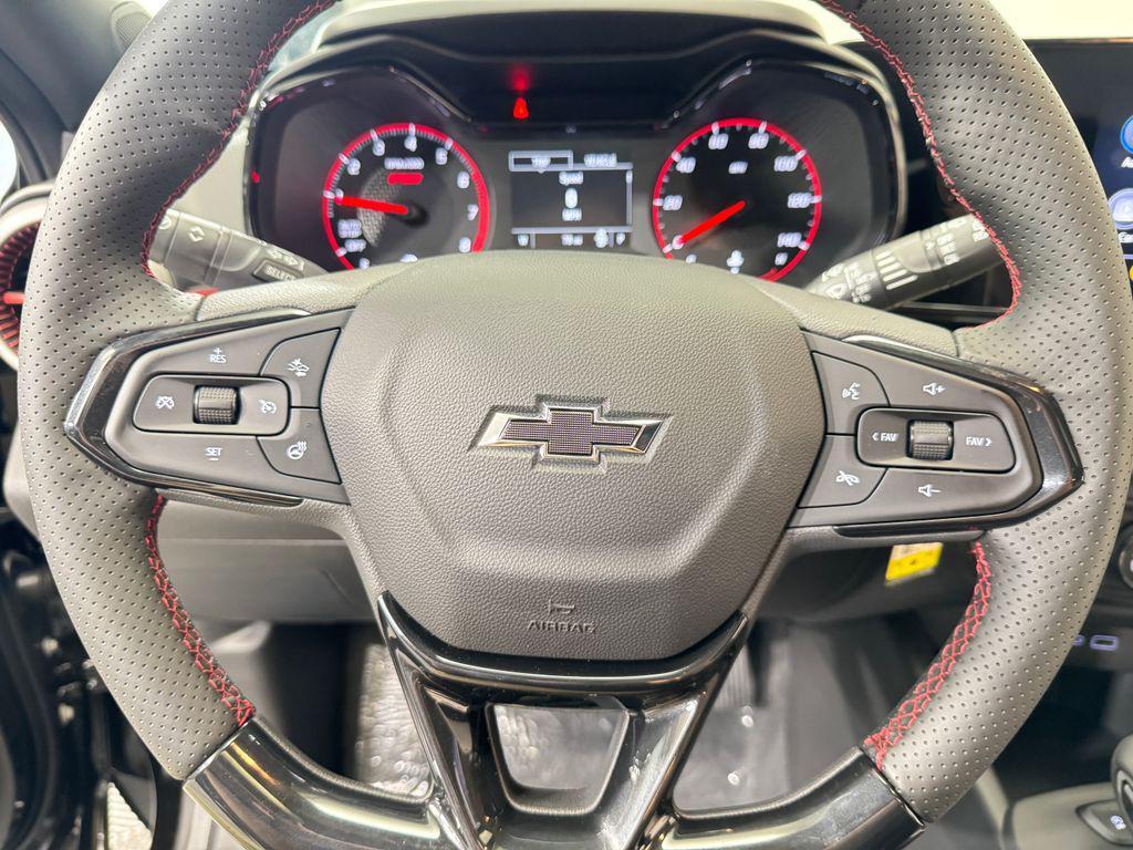 new 2025 Chevrolet Trax car, priced at $23,815