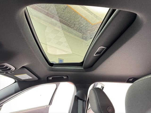 new 2025 Chevrolet Trax car