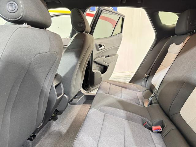 new 2025 Chevrolet Trax car