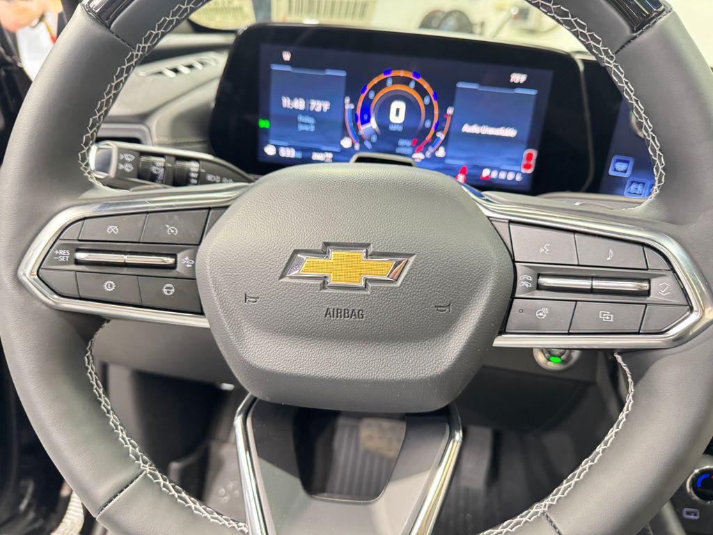 new 2025 Chevrolet Traverse car, priced at $61,915