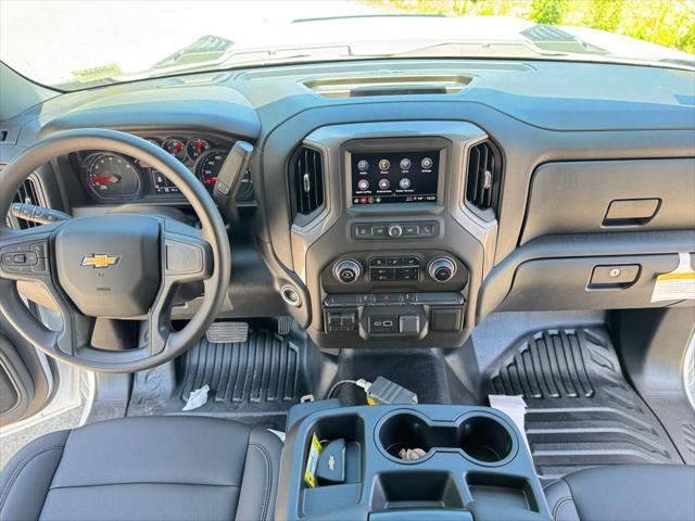 new 2025 Chevrolet Silverado 3500 car, priced at $51,043