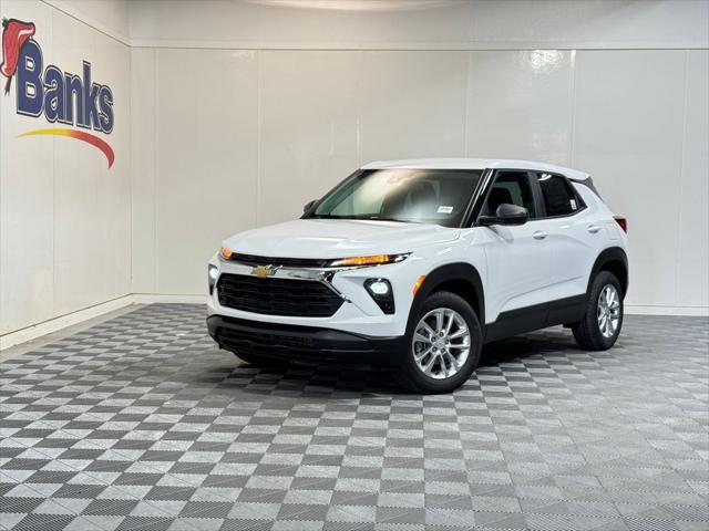 new 2026 Chevrolet TrailBlazer car, priced at $27,004