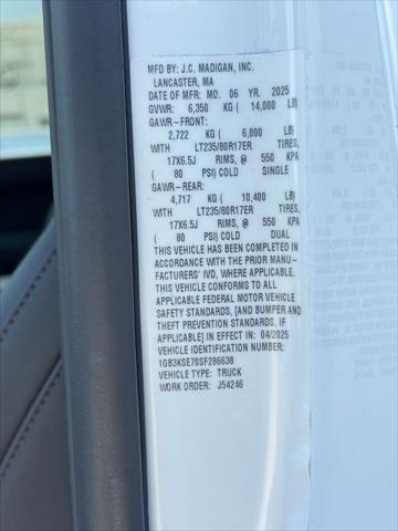 new 2025 Chevrolet Silverado 3500 car, priced at $51,043