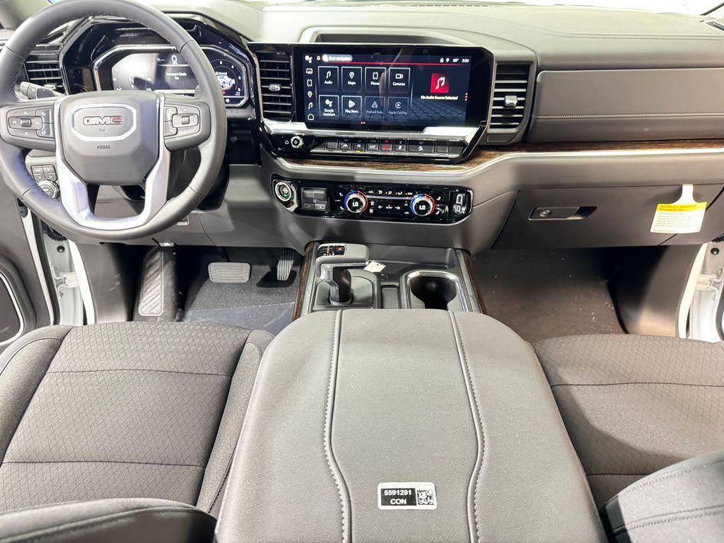 new 2025 GMC Sierra 1500 car, priced at $57,073