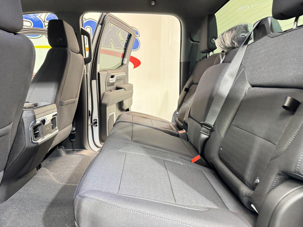 new 2025 GMC Sierra 1500 car, priced at $57,073