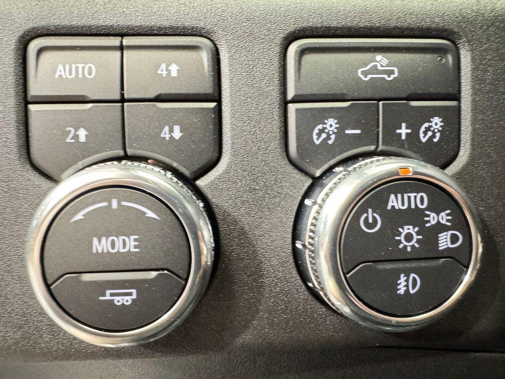 new 2025 GMC Sierra 1500 car, priced at $57,073