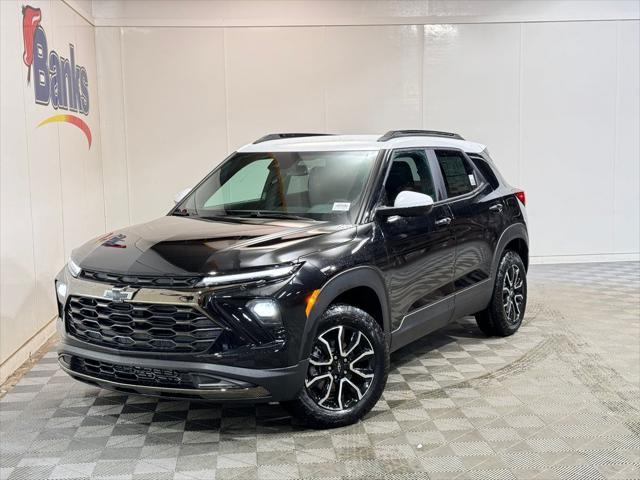 new 2025 Chevrolet TrailBlazer car, priced at $33,180