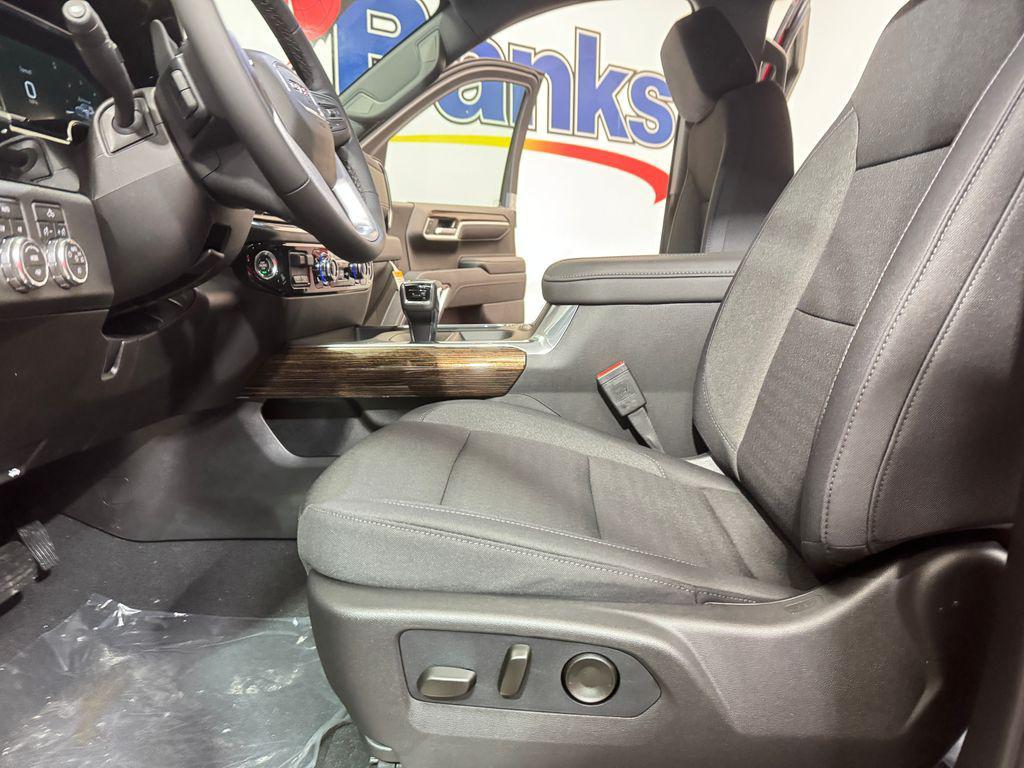 new 2026 GMC Sierra 1500 car, priced at $57,212