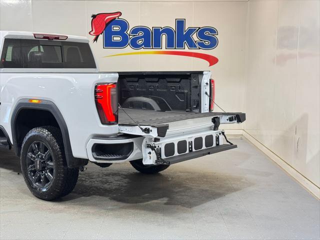new 2025 GMC Sierra 2500 car, priced at $76,880