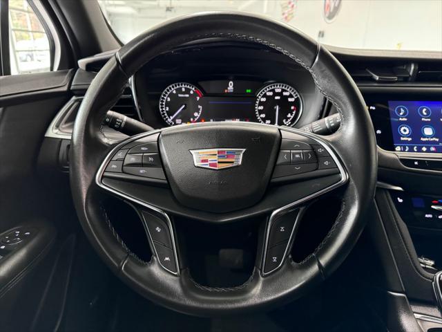 used 2021 Cadillac XT5 car, priced at $28,987