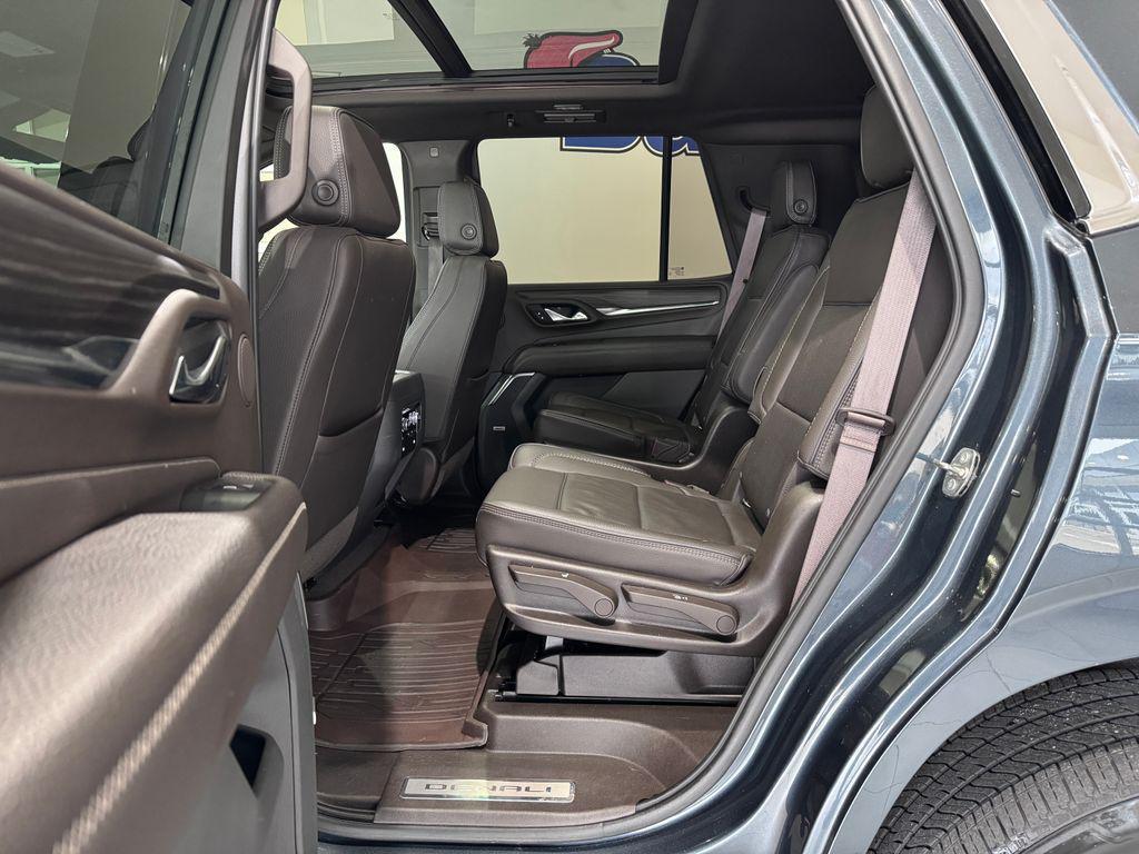 used 2021 GMC Yukon car, priced at $53,487