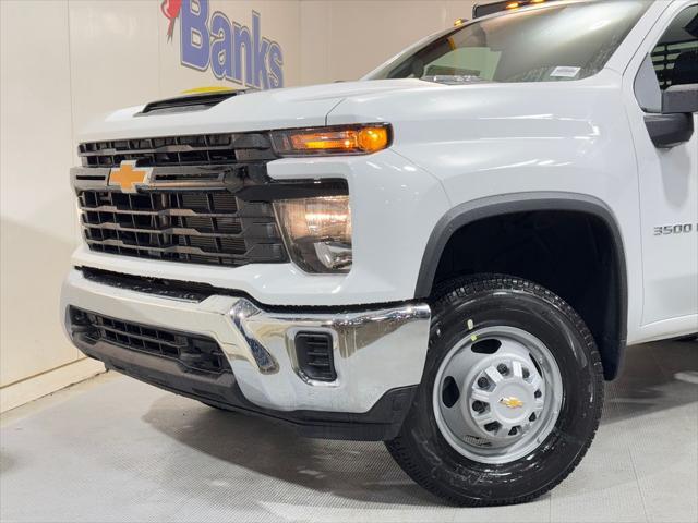 new 2025 Chevrolet Silverado 3500 car, priced at $52,278