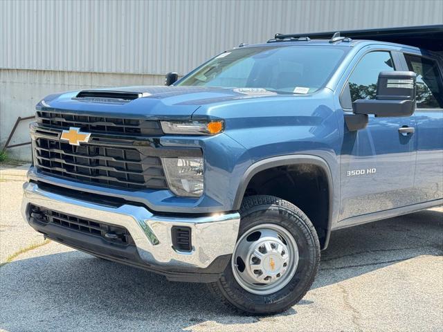 new 2025 Chevrolet Silverado 3500 car, priced at $54,553