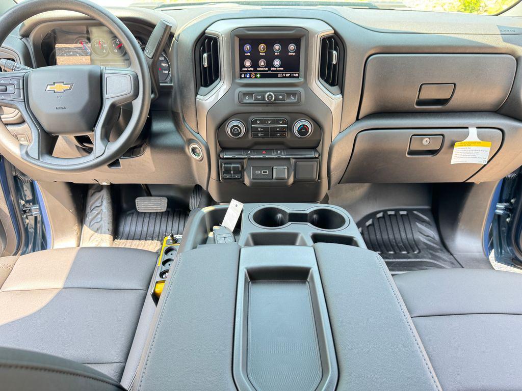 new 2025 Chevrolet Silverado 3500 car, priced at $54,803