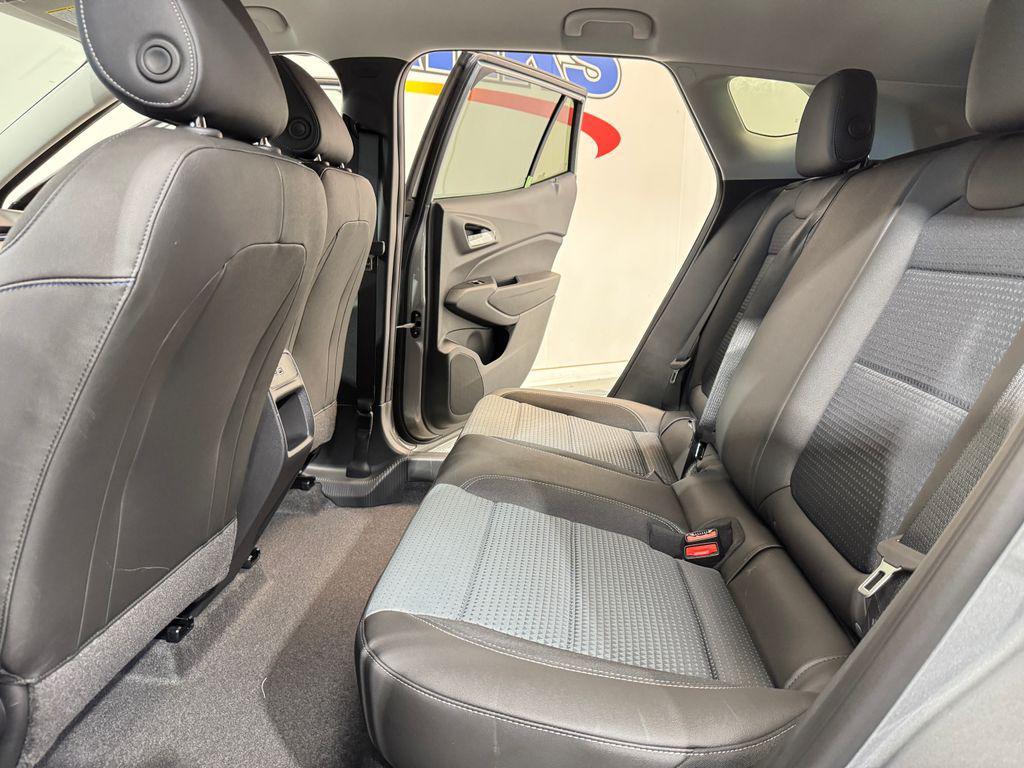 new 2025 Chevrolet Trax car, priced at $25,024