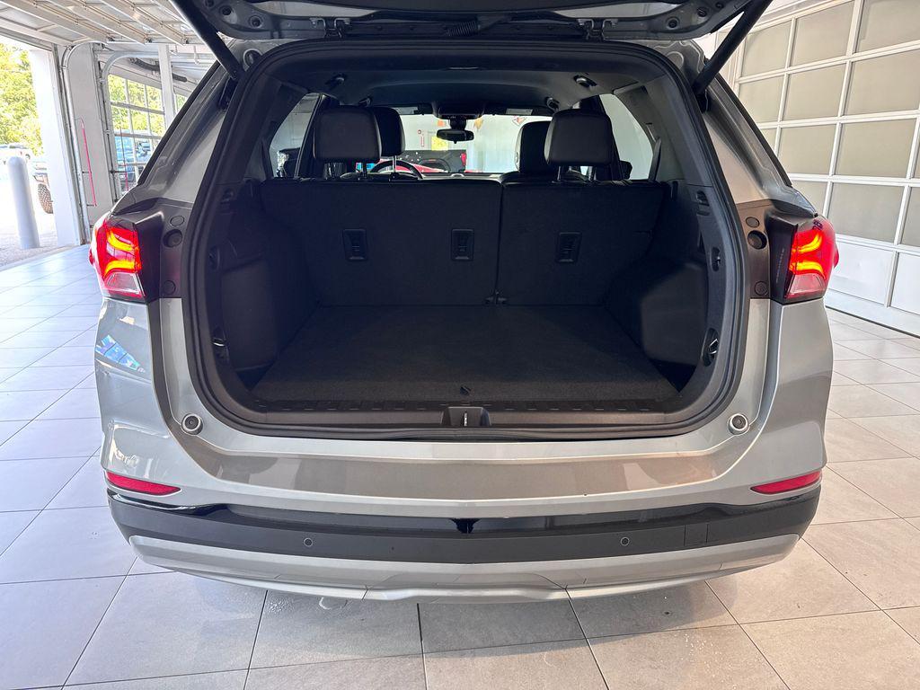 used 2024 Chevrolet Equinox car, priced at $25,987