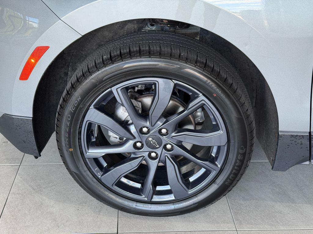 used 2024 Chevrolet Equinox car, priced at $25,987