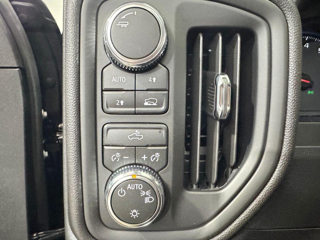 new 2026 GMC Sierra 1500 car, priced at $46,525