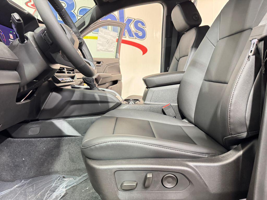 new 2026 Chevrolet Colorado car, priced at $45,415