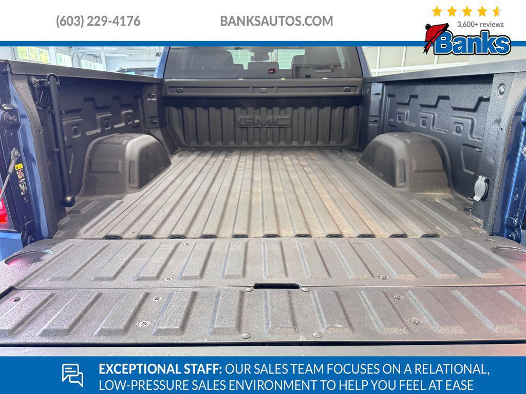 used 2023 GMC Sierra 1500 car, priced at $50,987