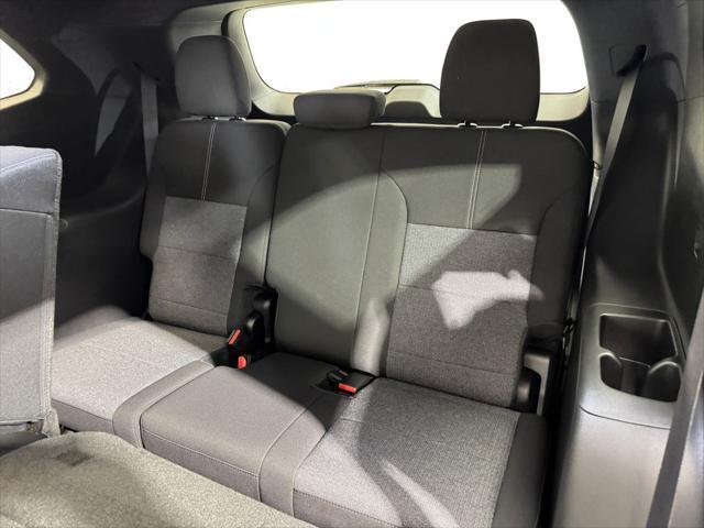 new 2025 GMC Acadia car, priced at $47,040
