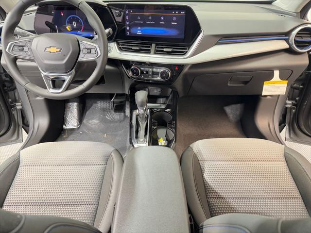 new 2025 Chevrolet Trax car