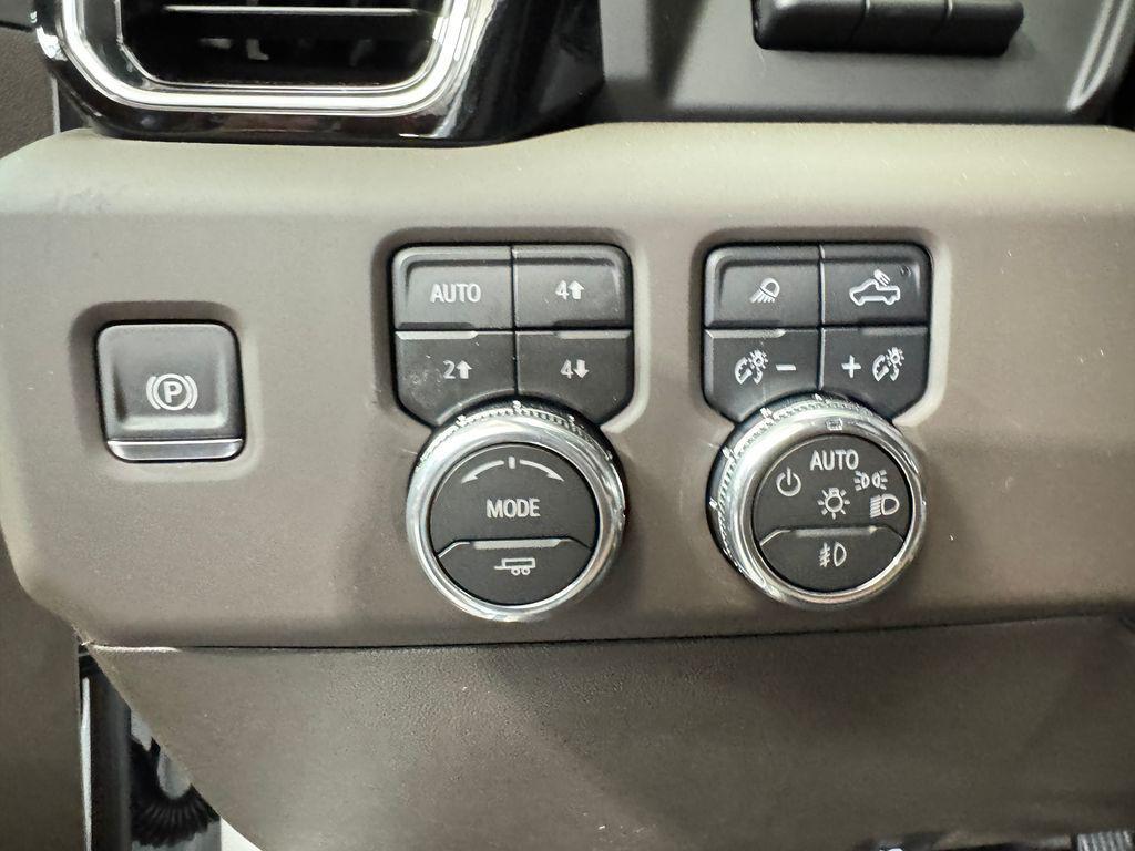 new 2025 GMC Sierra 2500 car, priced at $86,120