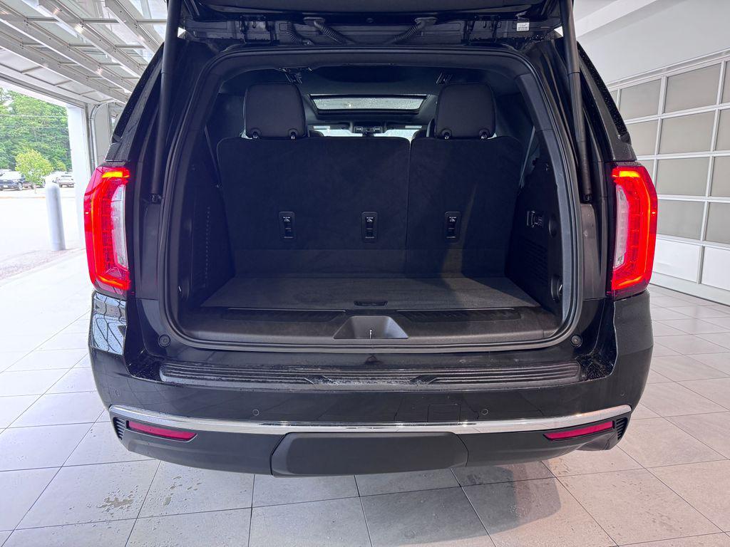 used 2021 GMC Yukon car, priced at $40,487