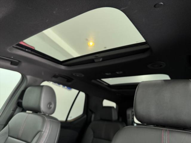 used 2023 Chevrolet Traverse car, priced at $36,987