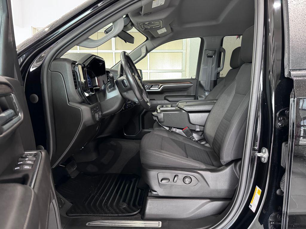 used 2022 Chevrolet Silverado 1500 car, priced at $36,487