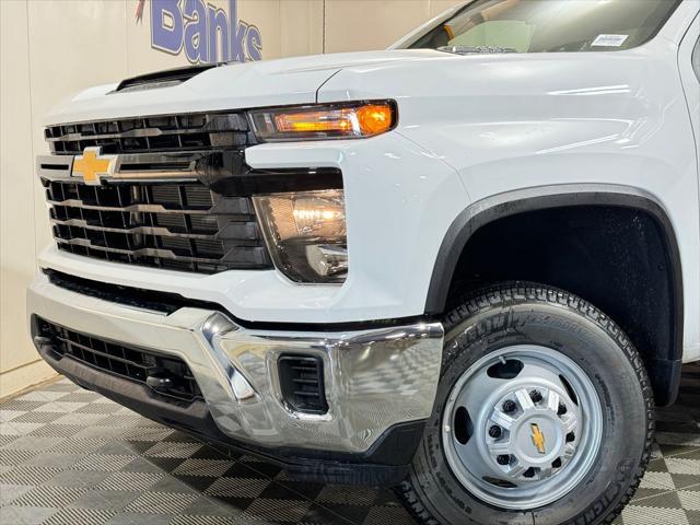 new 2024 Chevrolet Silverado 3500 car, priced at $49,828