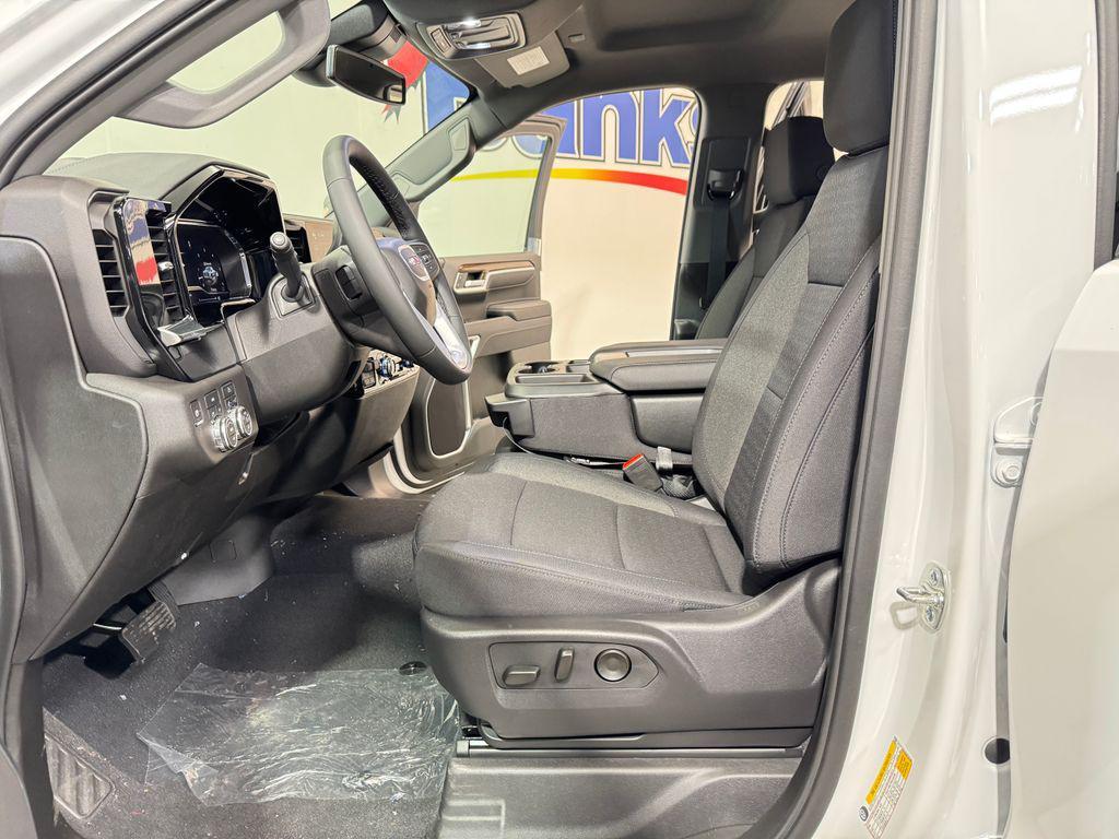 new 2025 GMC Sierra 1500 car, priced at $54,290