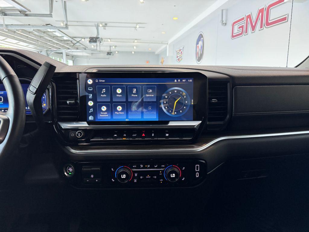 used 2022 Chevrolet Silverado 1500 car, priced at $42,987