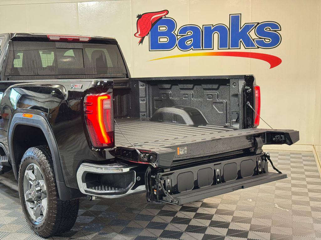 new 2025 GMC Sierra 2500 car, priced at $73,370